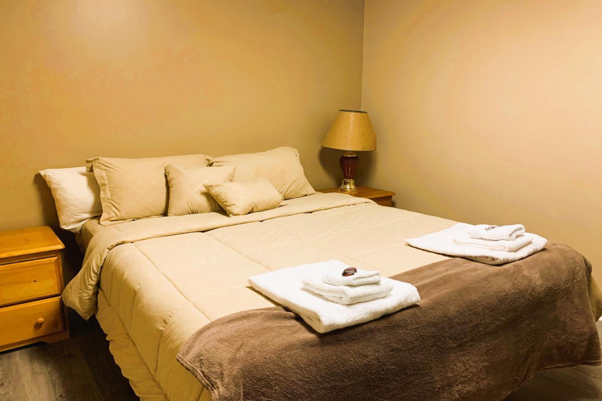 Love Hotels St John River By Oyo At Fort Kent Me Saint John Plantation Eksteriør bilde