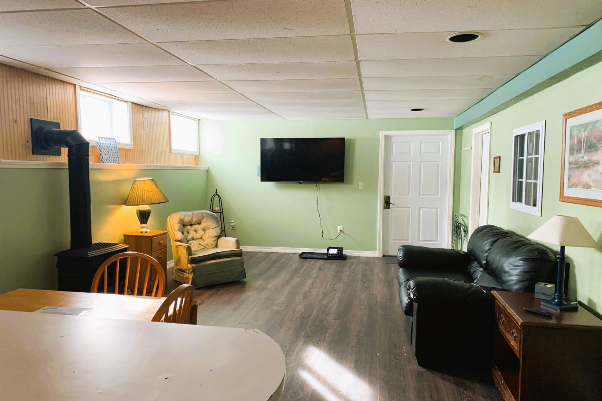 Love Hotels St John River By Oyo At Fort Kent Me Saint John Plantation Eksteriør bilde