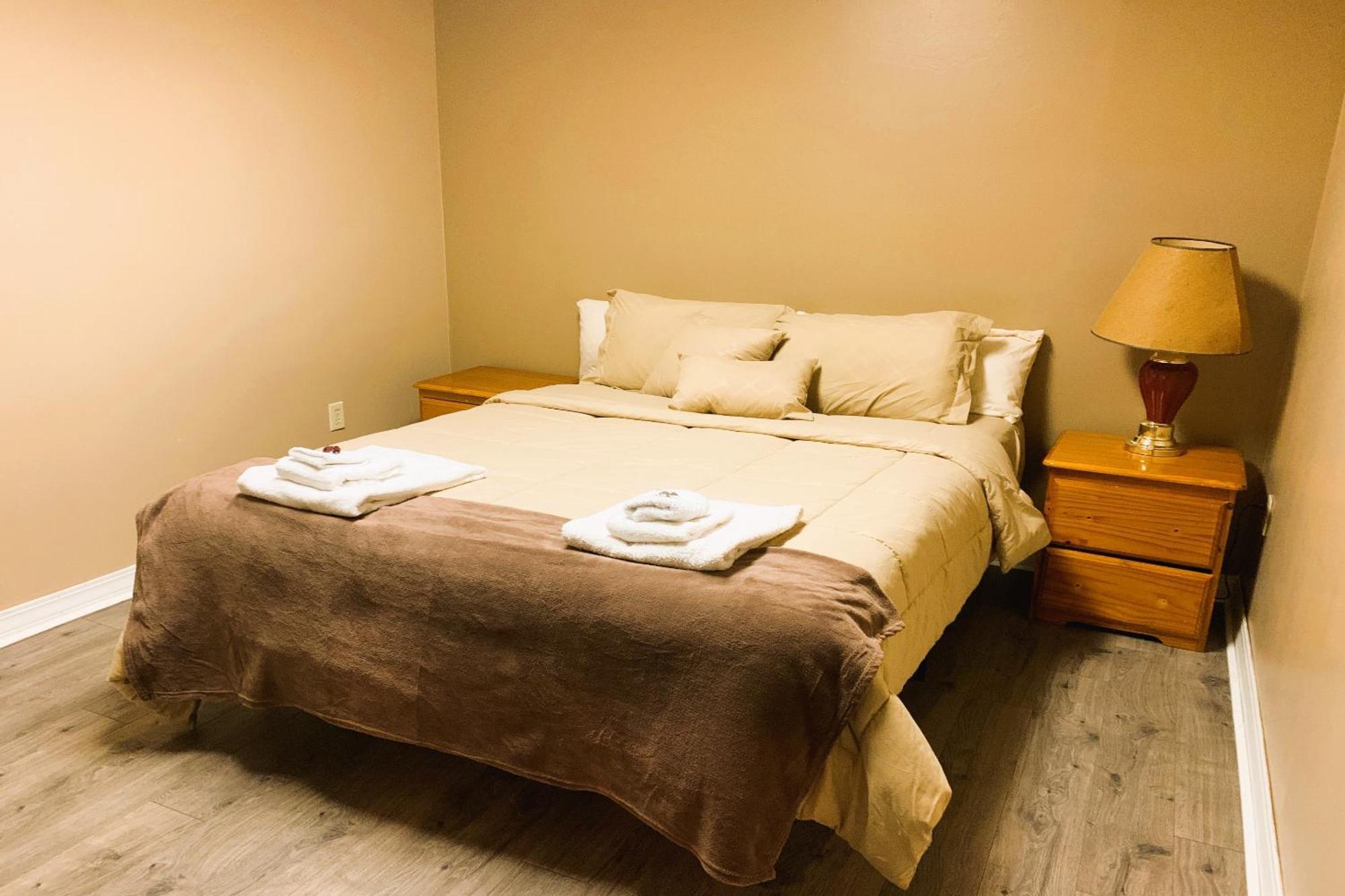 Love Hotels St John River By Oyo At Fort Kent Me Saint John Plantation Eksteriør bilde