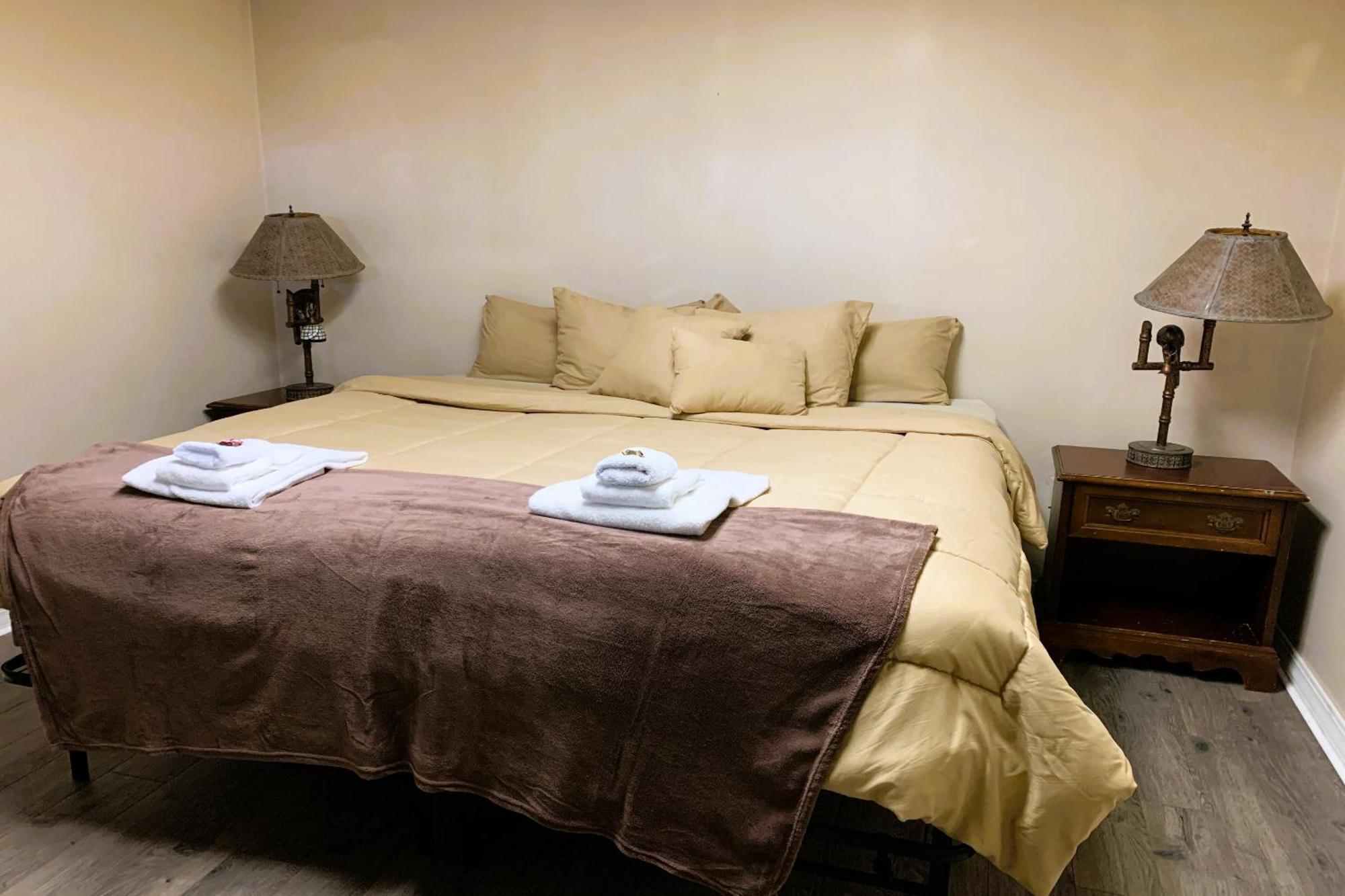 Love Hotels St John River By Oyo At Fort Kent Me Saint John Plantation Eksteriør bilde