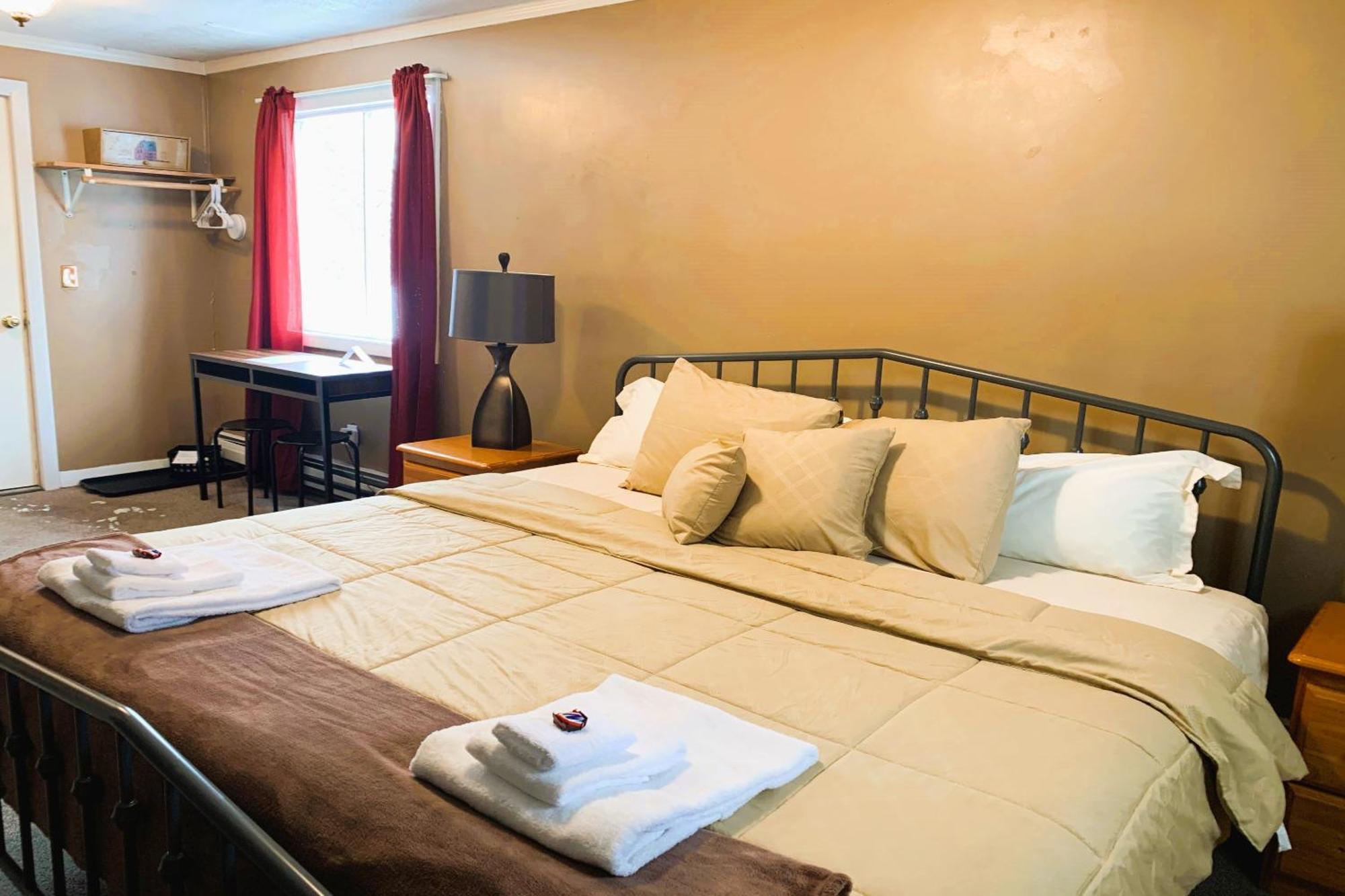 Love Hotels St John River By Oyo At Fort Kent Me Saint John Plantation Eksteriør bilde