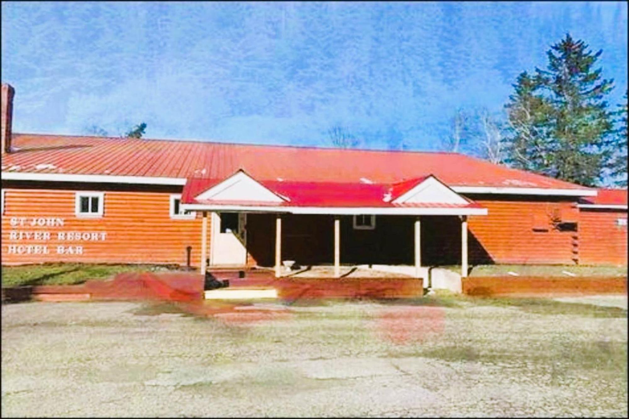 Love Hotels St John River By Oyo At Fort Kent Me Saint John Plantation Eksteriør bilde